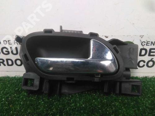 Used Rear right interior door handle Rear right interior door handle CITROËN C4 Picasso I MPV (UD_) 2.0 HDi 138 (136 hp) 10914176 10914176