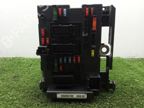 Used Control unit Control unit PEUGEOT 206 SW (2E/K) 1.4 (75 hp) 39880479 39880479