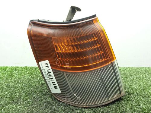 Clignotant avant droit MITSUBISHI PAJERO II (V3_W, V2_W, V4_W, V5_W) 2.8 TD (V46W, V26W) (125 hp) 31290916