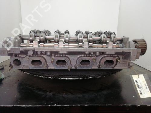 Used Cylinder head RENAULT MASTER II Van (FD) [1997-2013]  28450367