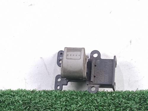 Used Right front window switch HONDA CR-V II (RD_) 2.2 CTDi (RD9) (140 hp) 30902566