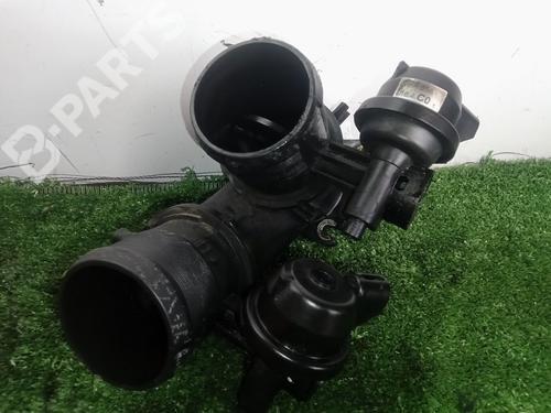 Used Throttle body Throttle body CITROËN C5 I (DC_) 2.2 HDi (DC4HXB, DC4HXE) (133 hp) 10419392 10419392