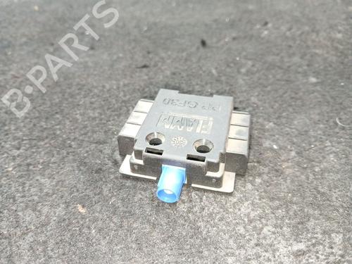 Antena/Base Antena/Base PEUGEOT 2008 II (UD_, US_, UY_, UJ_, UR_, UC_) 1.5 BlueHDI 110 (UDYHSK) (110 hp) 39683960 39683960
