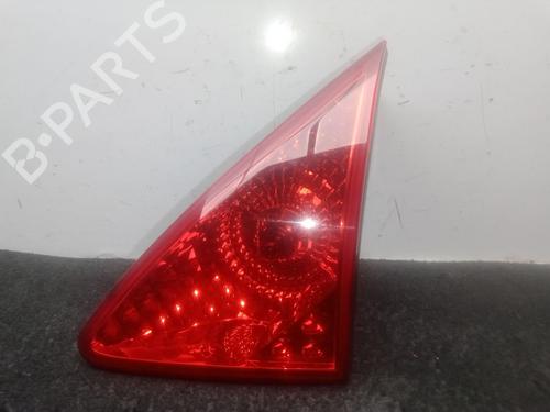 Used Right tailgate light Right tailgate light PEUGEOT 3008 I MPV (0U_) 2.0 HDi 150 / BlueHDi 150 (150 hp) 33325741 33325741