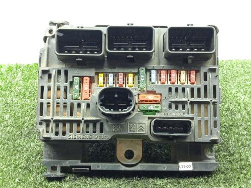 Used Fuse box CITROËN C4 Coupe (LA_) 1.6 HDi (90 hp) 30902888