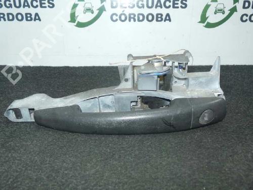 Used Front left exterior door handle CITROËN C3 Picasso (SH_) [2008-2025]  5696296