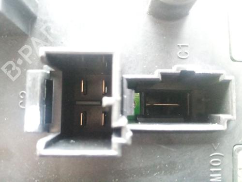 Fuse box LAND ROVER DISCOVERY V (L462) 2.0 Sd4 4x4 | BP34606015E1  - Image 6