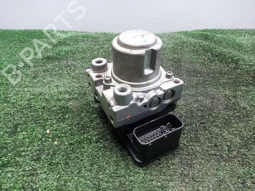 Used ABS pump HONDA MOTORCYCLES NT NT 700 V Deauville (RC52A) (65 hp) 27832047