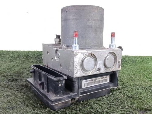 Módulo de ABS TOYOTA COROLLA Saloon (_E15_) 1.4 D-4D (NDE150) (90 hp) 32313940