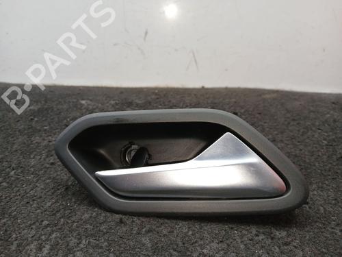 Used Rear right interior door handle Rear right interior door handle 38702144 38702144