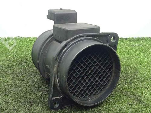 Used Mass air flow sensor Mass air flow sensor RENAULT MEGANE II Estate (KM0/1_) 1.9 dCi (KMRG, KM1G, KM0G, KM2C) (120 hp) 11036847 11036847