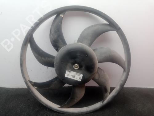 Used Radiator fan OPEL CORSA E (X15) [2014-2025]  30902795