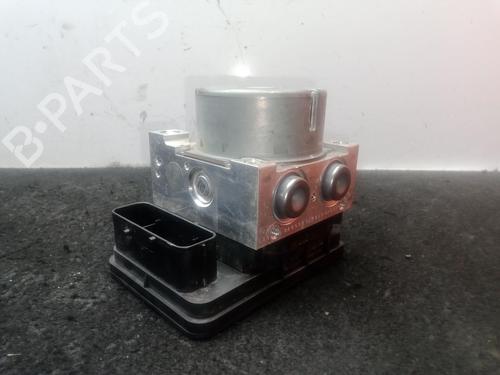 Used ABS pump BMW 4 Convertible (F33, F83) 420 d (190 hp) 31089958