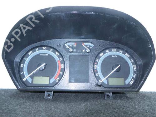 Used Instrument cluster SKODA FABIA I (6Y2) [1999-2008]  5692911