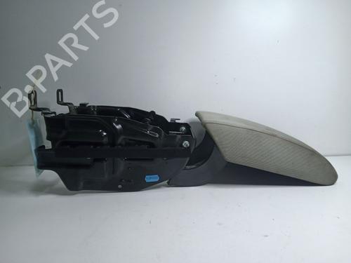 Accoudoir central AUDI Q5 (8RB) 2.0 TDI quattro (143 hp) 31968635