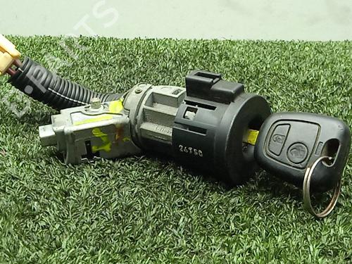 Used Ignition barrel TOYOTA AYGO (_B1_) 1.4 D-4D (WNB10_, WNB10R) (54 hp) 30134871