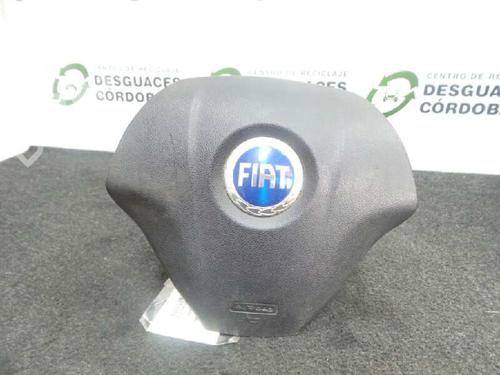 Used Driver airbag FIAT GRANDE PUNTO (199_) 1.3 D Multijet (199.AXD11, 199.AXD1A, 199.AXD1B,... (90 hp) 5731602