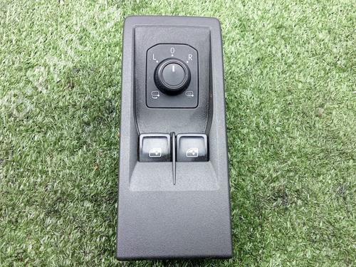 Used Left front window switch Left front window switch VW CRAFTER Van (SY_, SX_) 2.0 TDI FWD (SYB, SYC, SYD) (177 hp) 39883426 39883426