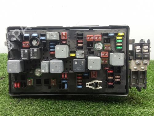 Used Fuse box Fuse box CHEVROLET CRUZE (J300) 2.0 CDI (163 hp) 40005868 40005868