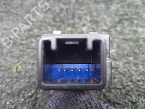 Switch TOYOTA YARIS (_P13_) 1.5 Hybrid (NHP130_, NHP130) | BP8813613I30 