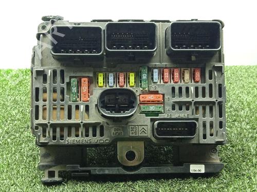 Used Fuse box CITROËN C4 I (LC_) 1.4 16V (88 hp) 31189868