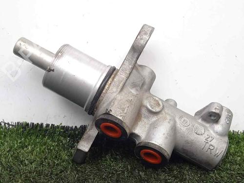 Brake master cylinder VW PHAETON (3D1, 3D2, 3D3, 3D4, 3D6, 3D7, 3D8, 3D9) 5.0 V10 TDI 4motion | BP10340598M77 