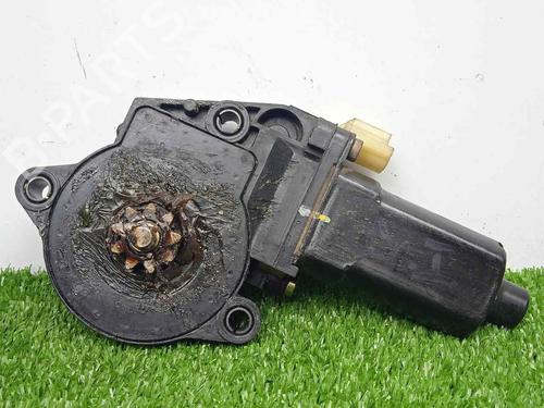 Left front window motor HYUNDAI ELANTRA III (XD) 2.0 CRDi | BP11746163E21 