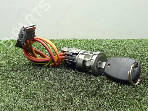 Used Ignition barrel RENAULT TRAFIC II Van (FL) 2.0 dCi 115 (FL01, FL0U, FL00, FL0H, FL0M) (114 hp) 31158394