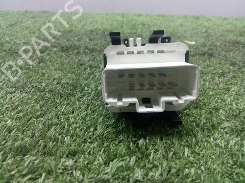 Left front window switch RENAULT CLIO III (BR0/1, CR0/1) 1.5 dCi (BR17, CR17) | BP38173817I27 - Image 2