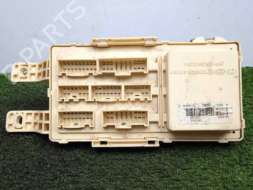 Fuse box HYUNDAI SANTA FÉ II (CM) 2.2 CRDi GLS | BP16926675E1 