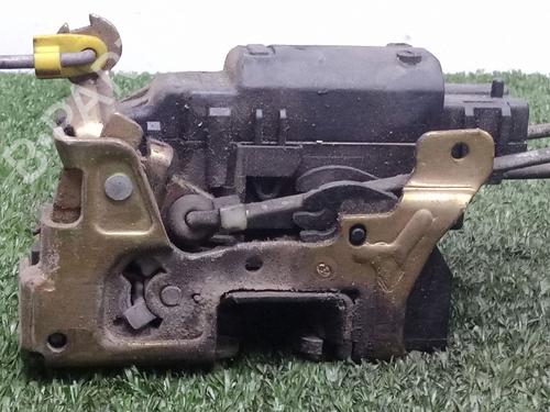Front left lock RENAULT MASTER II Van (FD) 2.5 dCi | BP27674488C98 