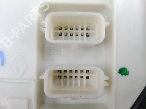 Fuse box RENAULT MEGANE III Hatchback (BZ0/1_, B3_) 1.2 TCe (BZ2B, BZ11) | BP31947160E1