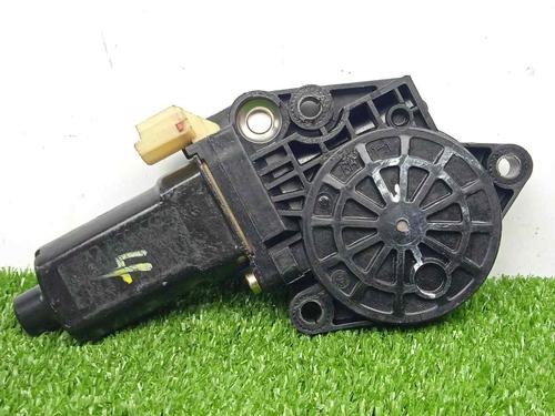 Used Left front window motor HYUNDAI ELANTRA III (XD) 2.0 CRDi (113 hp) 11746163