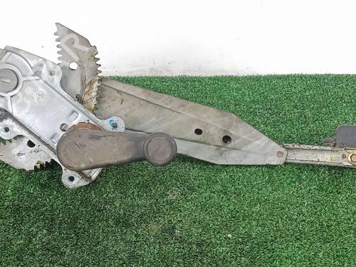 Elevalunas trasero derecho Elevalunas trasero derecho LAND ROVER DEFENDER Station Wagon (L316, L315) 2.5 Td5 4x4 (L316) (122 hp) 34630957 34630957