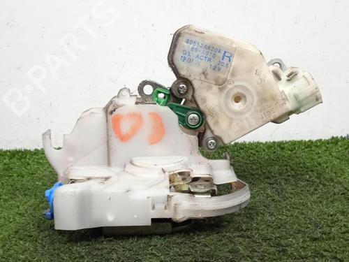 Used Front right lock NISSAN CABSTAR (F24M, F24W) 35.15 DCI, 45.15 DCI 3.0 (F24M) (150 hp) 24462511