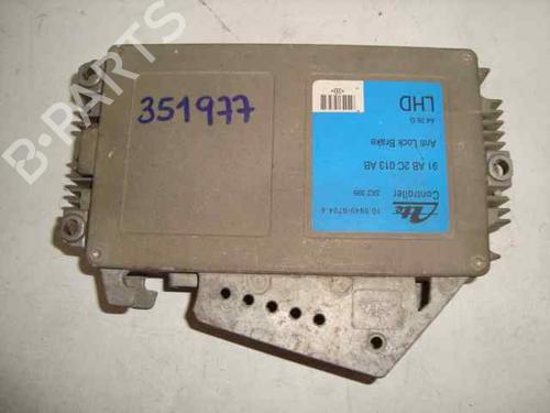 Used Control unit FORD ESCORT V Turnier (ANL) 1.8 16V (105 hp) 5725004