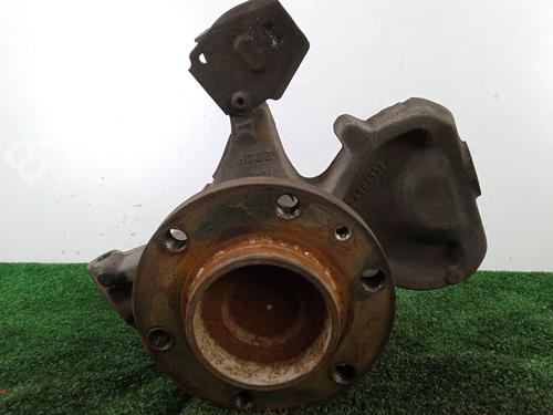 Used Right front steering knuckle Right front steering knuckle VW CRAFTER 30-50 Van (2E_) [2006-2016] 33556930 33556930