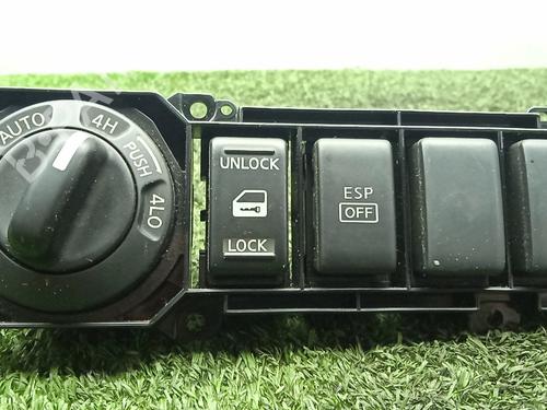 Used Other Other NISSAN PATHFINDER III (R51) 2.5 dCi 4WD (174 hp) 36324320 36324320