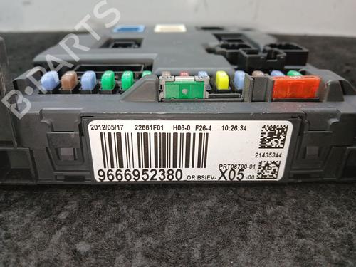 Fuse box CITROËN C3 Picasso (SH_) 1.6 HDI 90 | BP39430100E1 - Image 2