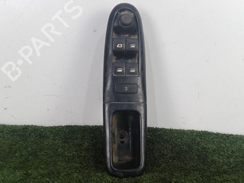 Used Left front window switch Left front window switch PEUGEOT 406 (8B) 2.0 HDI 110 (109 hp) 34647610 34647610