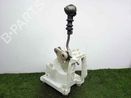 Used Shift knob PEUGEOT 5008 (0U_, 0E_) 2.0 HDi (163 hp) 25725370