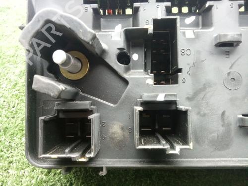 Fuse box LAND ROVER DISCOVERY V (L462) 2.0 Sd4 4x4 | BP34632962E1 - Image 2