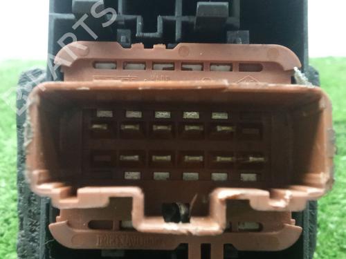 Left front window switch RENAULT MEGANE II Saloon (LM0/1_) 1.9 dCi (LM0G, LM1G, LM2C) | BP39070896I27 - Image 4
