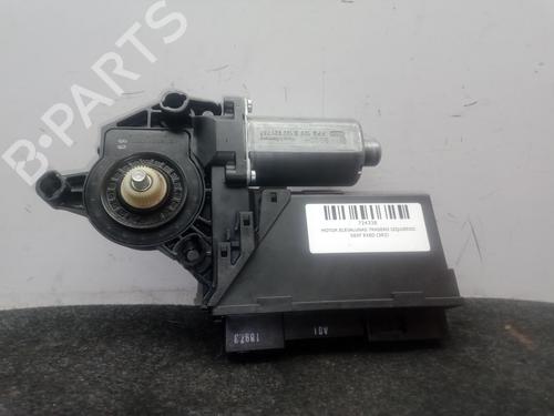 Used Left rear window motor Left rear window motor SEAT EXEO (3R2) 2.0 TDI (143 hp) 33235333 33235333