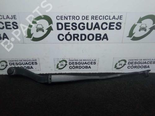 Used Front windshield wiper arm MERCEDES-BENZ C-CLASS (W204) C 220 CDI (204.002) (163 hp) 5734816