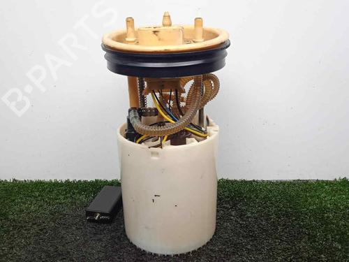 Used Fuel pump SKODA FABIA III Estate (NJ5) 1.4 TDI (105 hp) 8651329