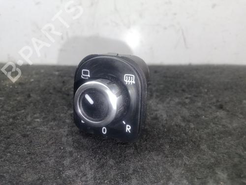 Spejlkontakt Spejlkontakt VW GOLF VI (5K1) 1.6 TDI (105 hp) 34715197 34715197