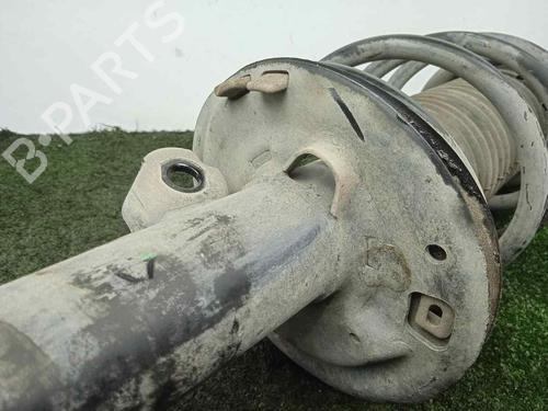 Right front shock absorber TOYOTA YARIS (_P13_) 1.5 Hybrid (NHP130_, NHP130) | BP8823254M17 