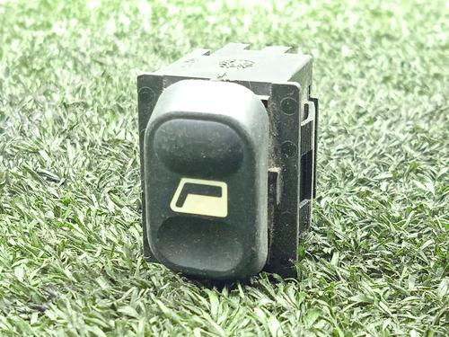Used Right rear window switch PEUGEOT 406 (8B) 2.1 TD 12V (109 hp) 5686523