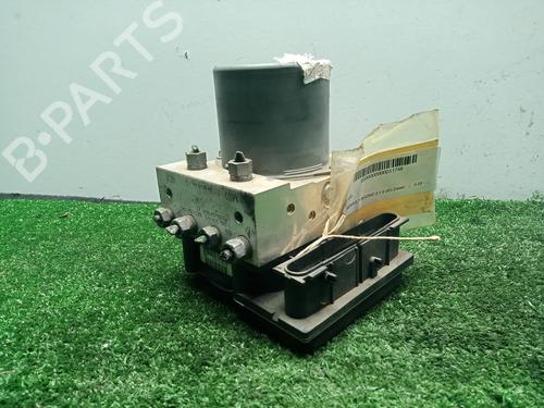 Używane Pompa ABS RENAULT SCÉNIC II (JM0/1_) 1.9 dCi (JM0G, JM12, JM1G, JM2C) (120 hp) 5702091